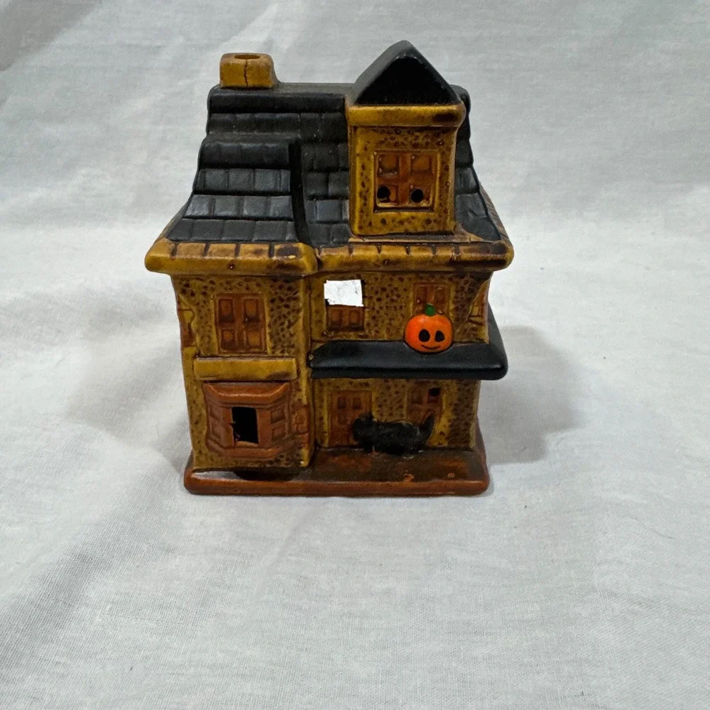 Vintage Ceramic Halloween‎ Haunted House Pumpkin Ghost Black Cat Figurine Taiwan